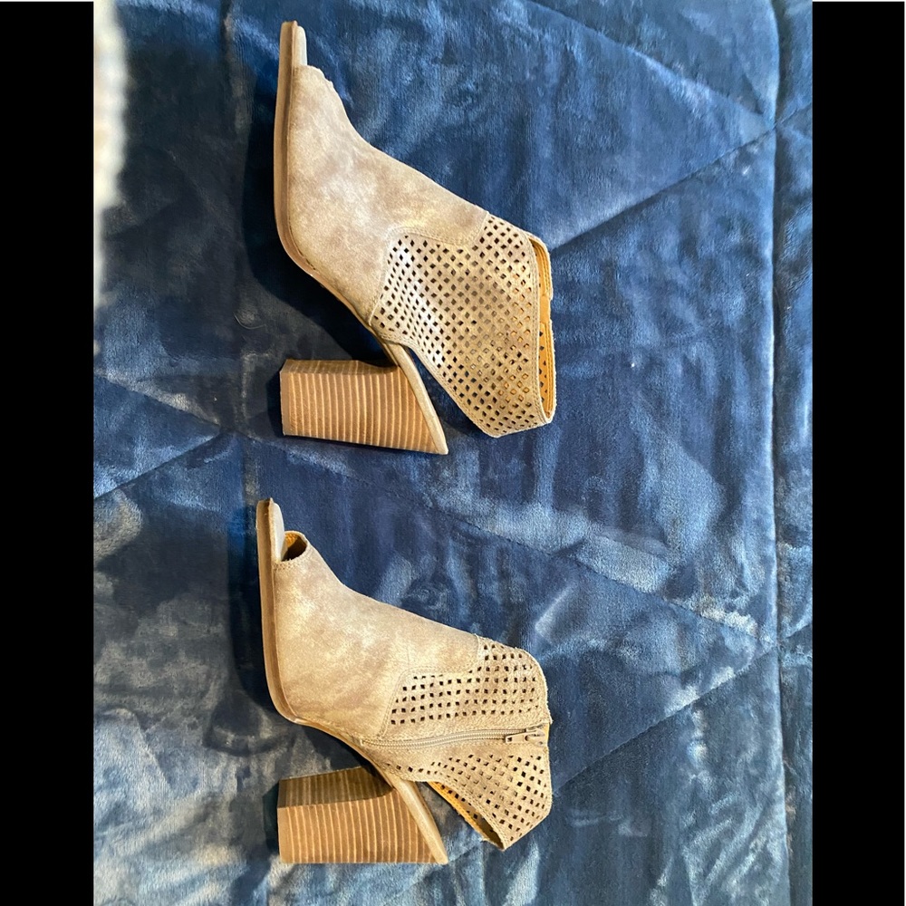 Lucky Brand High Heels